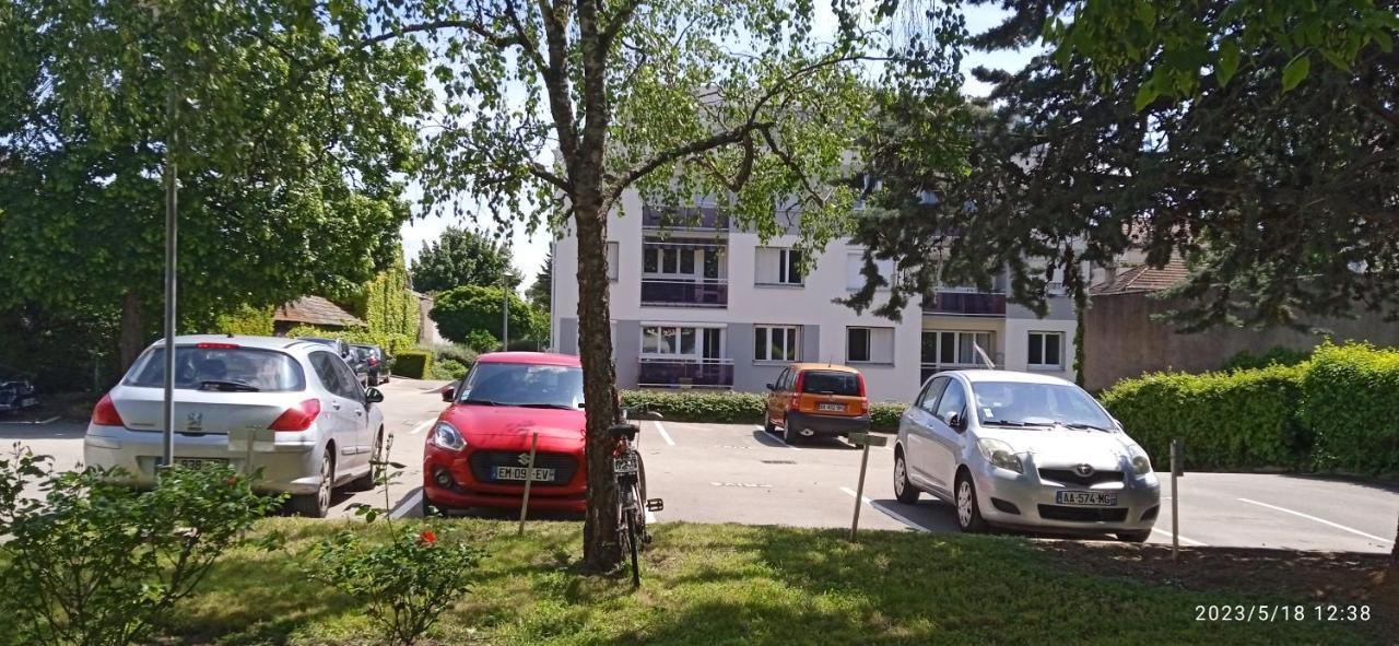 Le Phenix A Internet Haut Debit & Parking Дижон Экстерьер фото