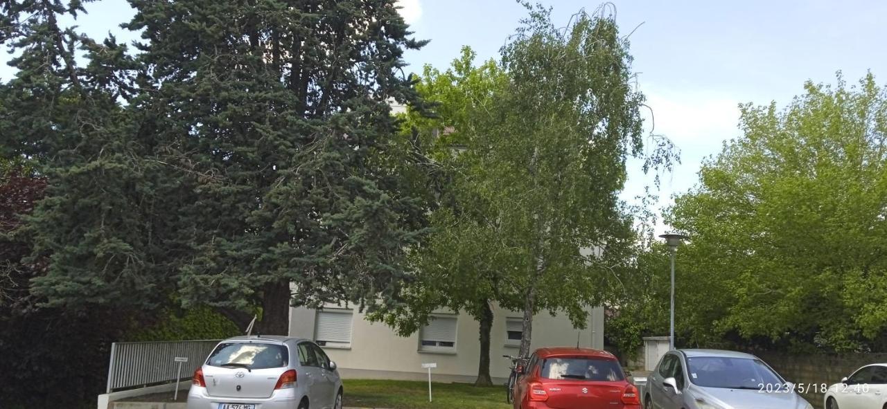 Le Phenix A Internet Haut Debit & Parking Дижон Экстерьер фото