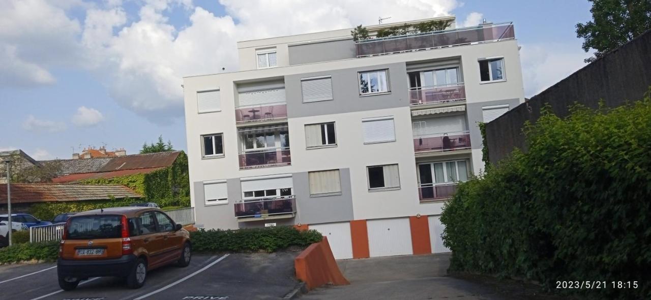 Le Phenix A Internet Haut Debit & Parking Дижон Экстерьер фото